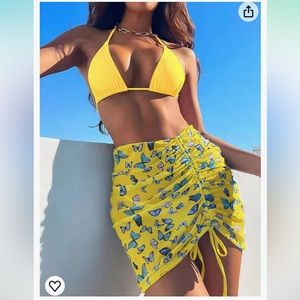 Three piece bathing suit set